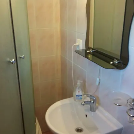 בית כפרי смерековий двір ירמכה