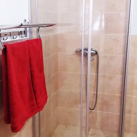 смерековий двір ירמכה