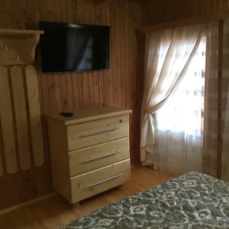 смерековий двір * Яремча