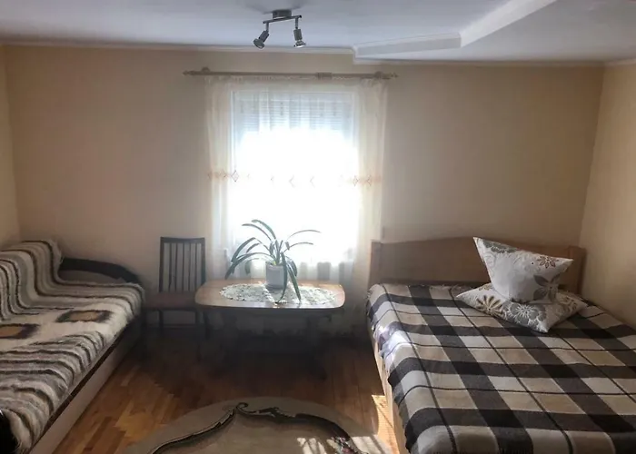 смерековий двір Hétvégi ház *