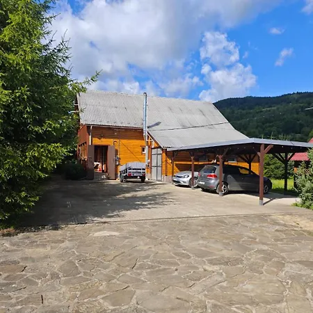 Séjour à la campagne смерековий двір Yaremtche