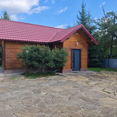 смерековий двір * Yaremtche