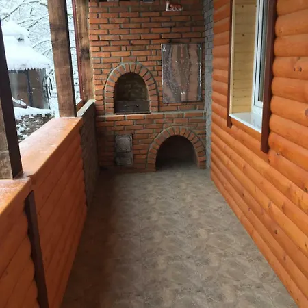 смерековий двір Séjour à la campagne Yaremtche