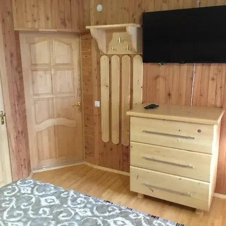 смерековий двір Séjour à la campagne