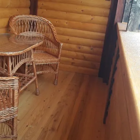 смерековий двір * Yaremtche